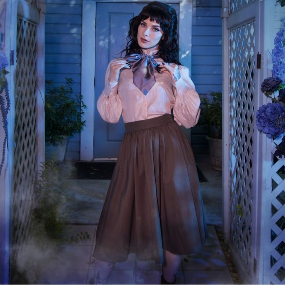 NWT La Femme En Noir Victor skirt SzXS,olive pinstripe,TimBurton,Corpse Bride - Picture 6 of 10